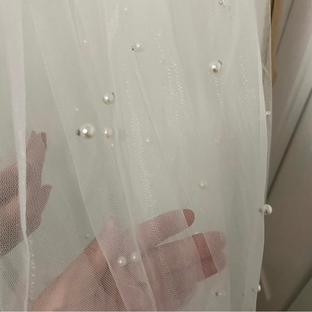 Pearl veil